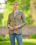 Carola blazer dame, ren silke, grøn med orange/grøn/dueblå overtern, farve 134