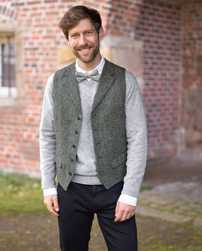 Wales tweed vest, Harris Tweed, black herringbone 601
