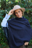 Hazelwood Tweed Poncho, navy marineblå
