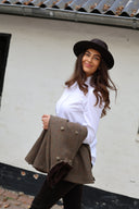 Surrey Ladies Tweed Cape, field maple