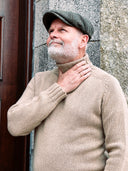 Oban Roll Neck rullekravesweater, Sandstorm lys camel, Geelong lammeuld