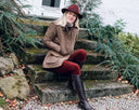 <h3>Nye farver</h3><p><br/>De ultrapopulære Honesuckle fløjlsbukser fra Dubarry fås nu i yderligere 2 farver.</p>