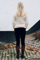Ballater Roll Neck rullekravesweater, Almond White, Geelong lammeuld