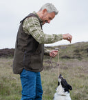 Ardross Pro Field Gilet skydevest med siddeflap, mørk olivengrøn
