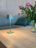Ofelia batteridrevet bordlampe