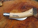 Opinel N'08 svampekniv, egetræ, rustfri stål med læderskede i gaveæske